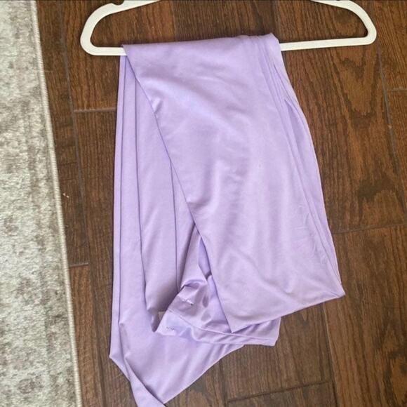 Crisscross Wrap Tie Front Halter Top - Picture 4 of 4